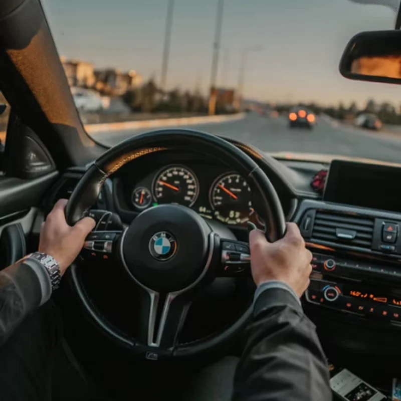 Hos Inges Køreskole har vi fokus på dig Hos Inges Køreskole har vi fokus på dig